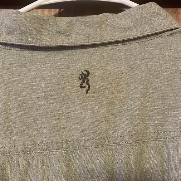 Button up men’s shirt - Picture 5 of 5